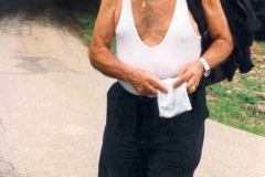 1999_77