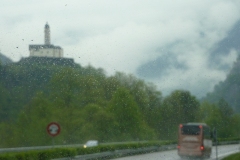 In viaggio con i bus ARL sulla N13 presso Soazza, 7.5.2010